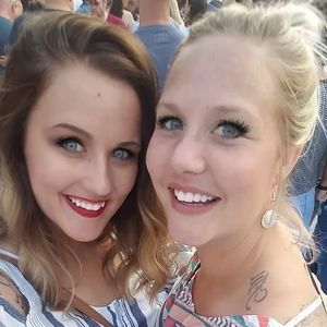 Meet your Posher, Cortney